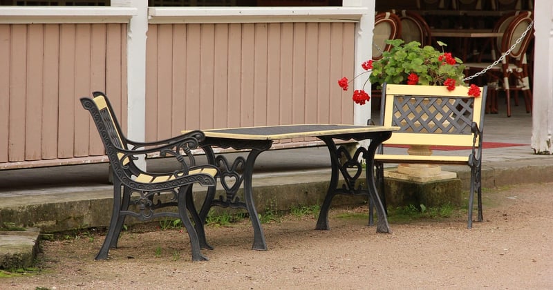 Mobilier de jardin design pour un extérieur chic : nos coups de cœur